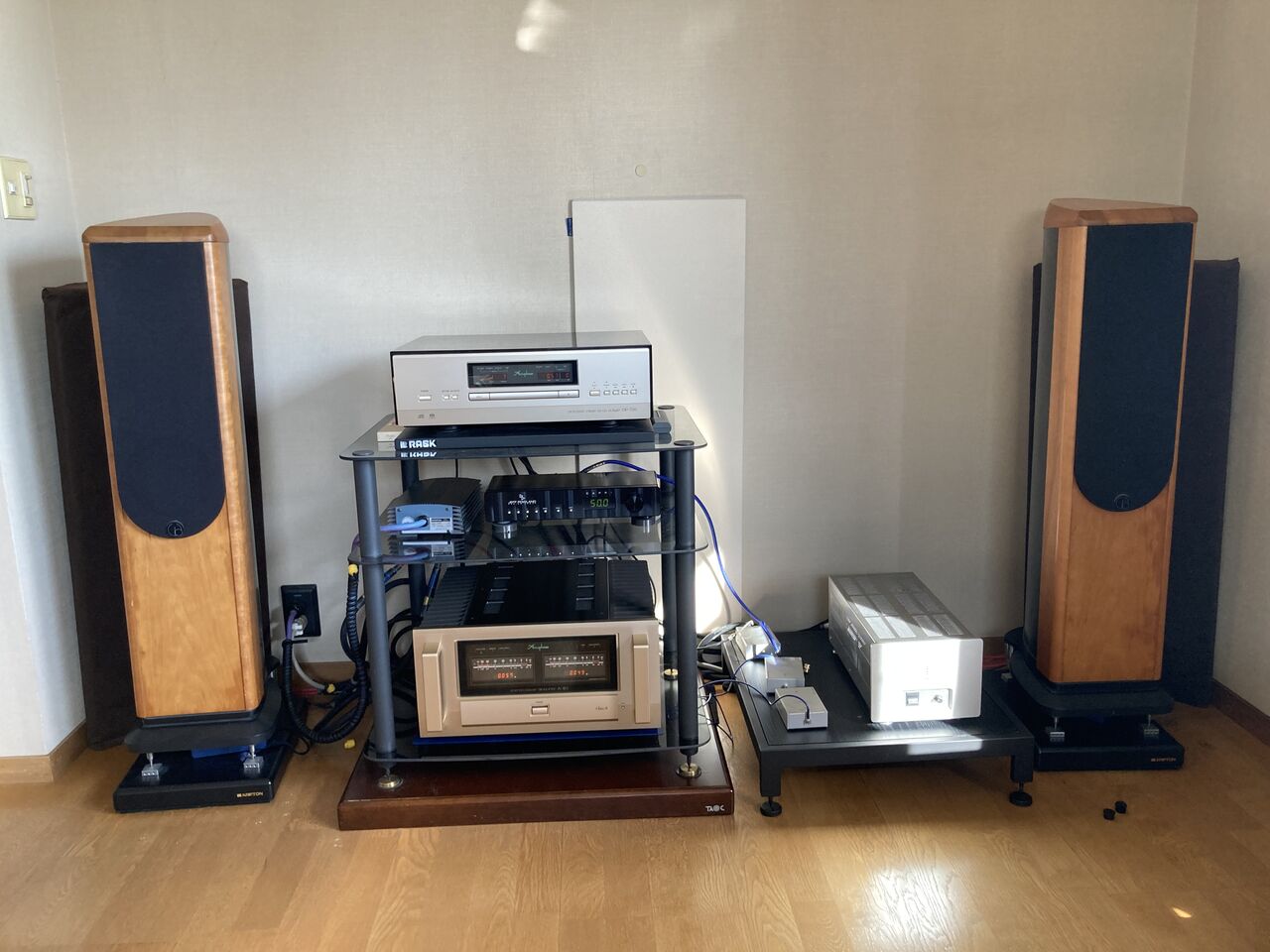 Accuphase A-80 納品 : オーディオユニオン お茶の水 アクセサリー館