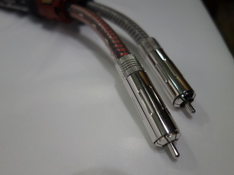 お薦め中古品のご案内 ortofon 7NX・AIC-X1 Premium RCA1.0m