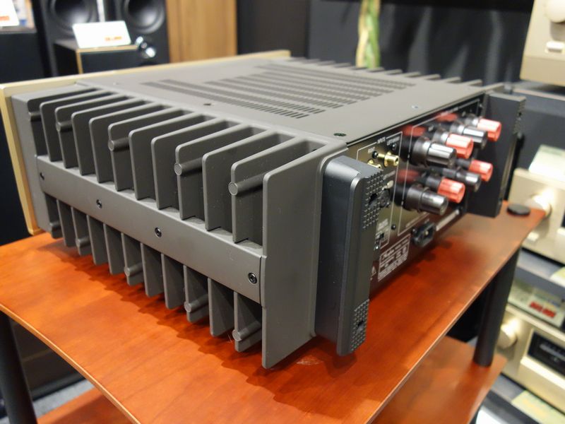 パワーアンプ Accuphase/P-4500 : オーディオユニオン大阪店Blog