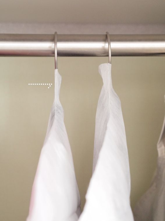 防虫剤を練り込んだ「無印良品」の衣類カバーで、季節外の洋服をホコリや虫から守りたい。 : Aula Powered by ライブドアブログ 防虫剤を練り込んだ「無印良品」の衣類カバーで、季節外の洋服をホコリや虫から守りたい。 : Aula Powered by ライブドアブログ
