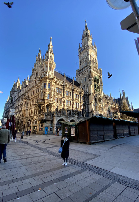 d_200102_40