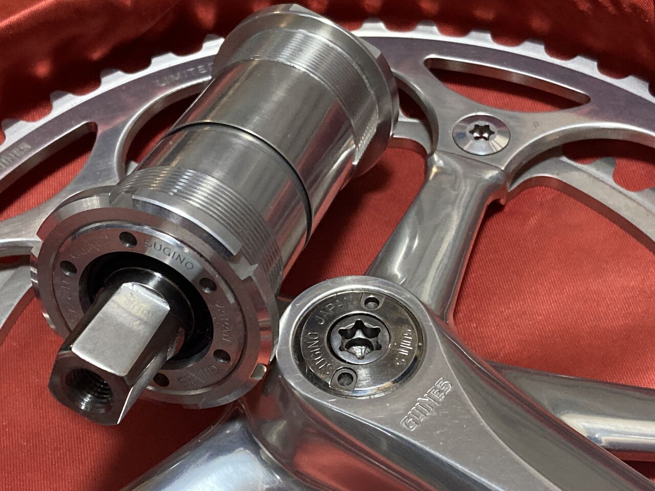 ☆SUGINO/スギノスーパーマイティ クランク・チェーンリング8枚付