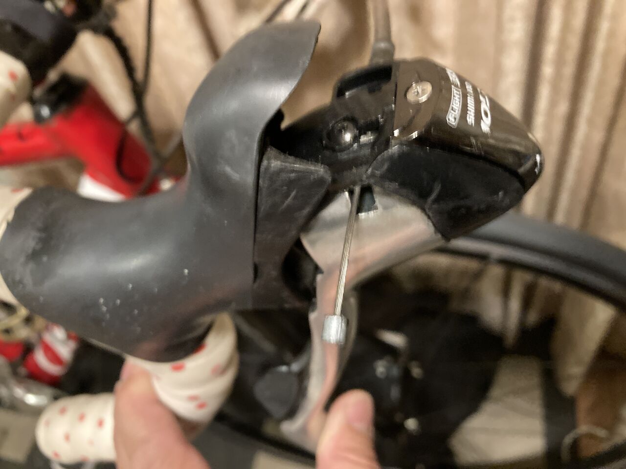 シマノST5600のレバーフード交換 : austintexasの自転車日誌