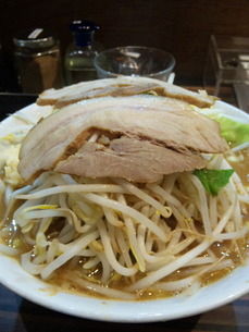 狼煙屋のニンニクヤサイらーめん