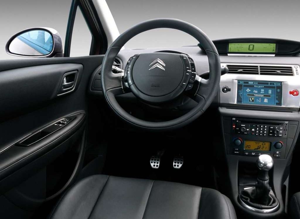 シトロエン C4 クーペ 2 0 Vts 試乗レポート By Jeremy Clarkson 海外自動車試乗レポート