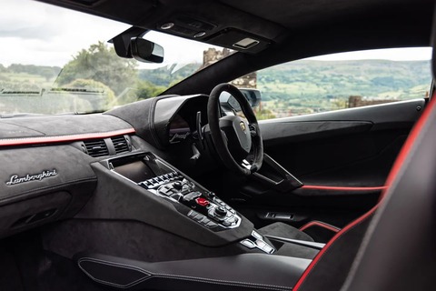 Aventador Ultimae interior