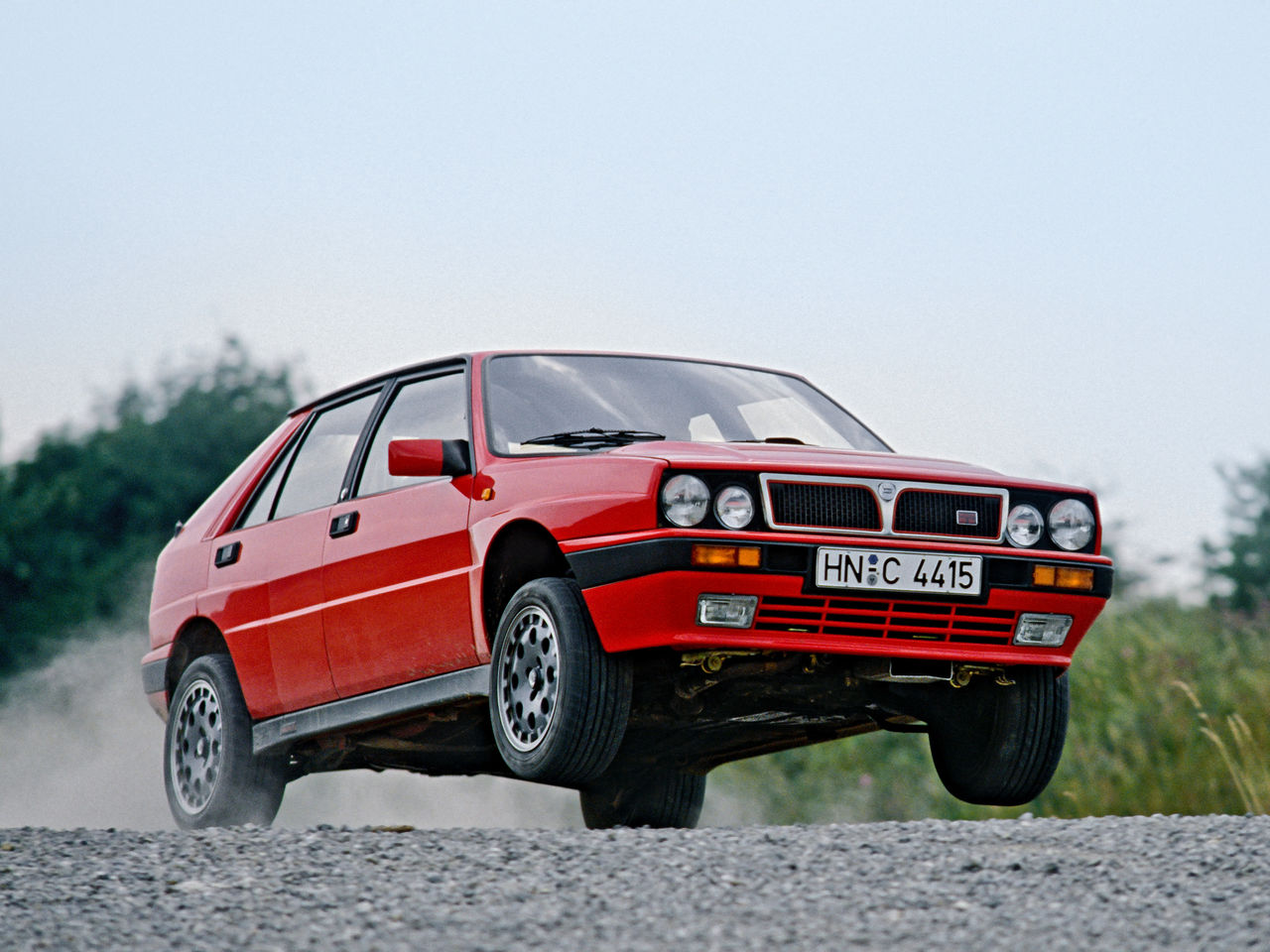 ランチア・デルタ HFインテグラーレ 16V レビュー By Rowan Atkinson