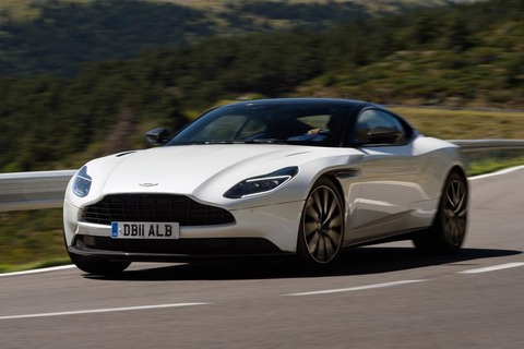 DB11 V8