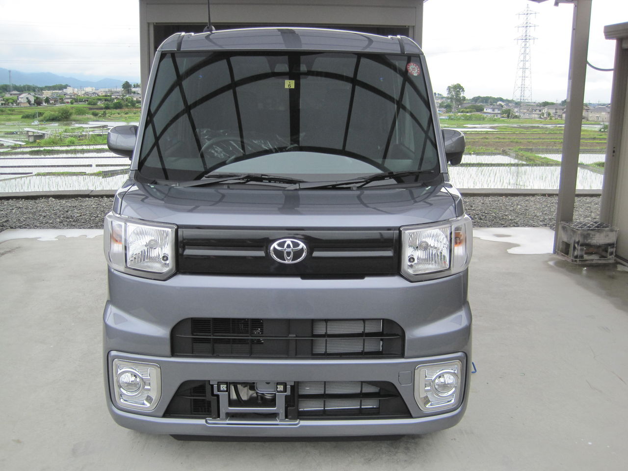 新車 Toyota ピクシス メガ 山梨の中古車販売 オートバード店長日記