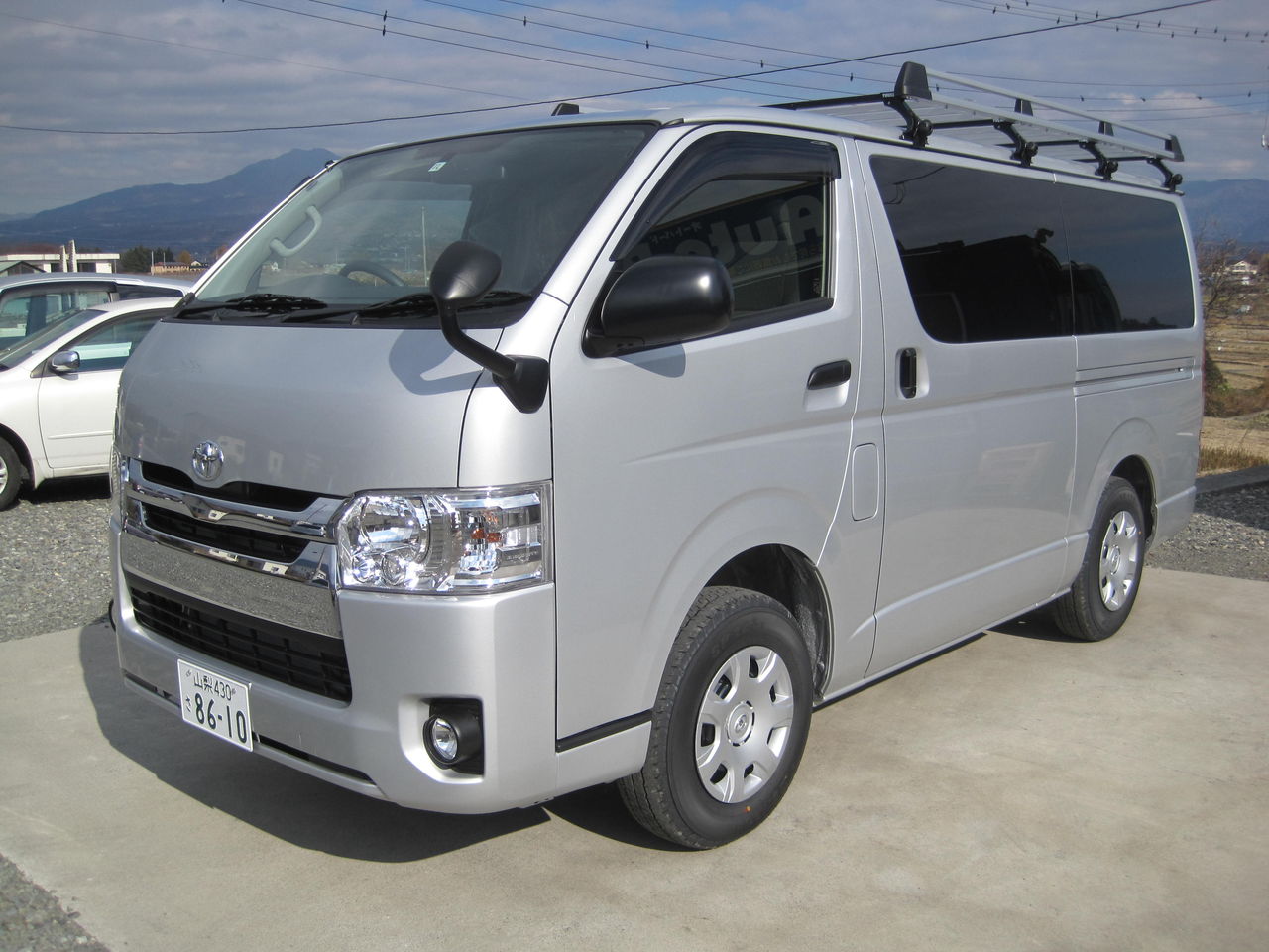 新車 トヨタ ハイエース 山梨の中古車販売 オートバード店長日記 新車 トヨタ ハイエース 山梨の中古車販売 オートバード店長日記