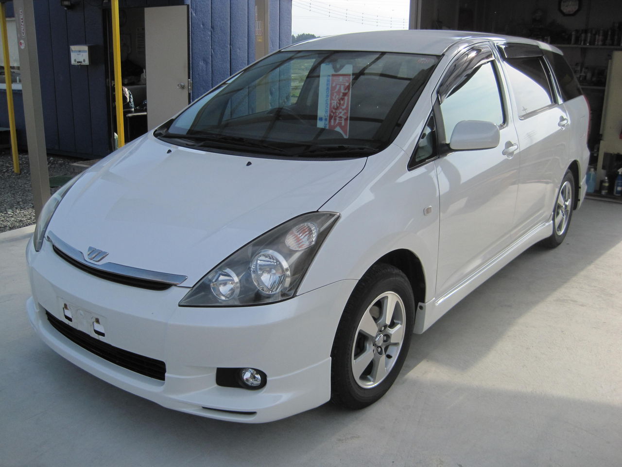 平成16年 トヨタ ウィッシュ 山梨の中古車販売 オートバード店長日記 平成16年 トヨタ ウィッシュ 山梨の中古車販売 オートバード店長日記