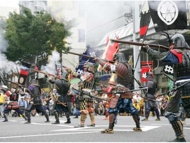 海外の反応 信長こそ 武士道 岐阜 ノブナガ祭 の行列が 素晴らしい 海外の反応 あうとばーん