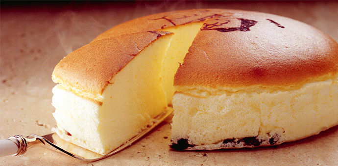 海外の反応 これが日本のチーズケーキ 大阪生まれの ぷるぷる揺れる チーズケーキが 話題に 海外の反応 あうとばーん