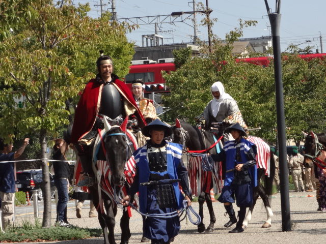 海外の反応 信長こそ 武士道 岐阜 ノブナガ祭 の行列が 素晴らしい 海外の反応 あうとばーん