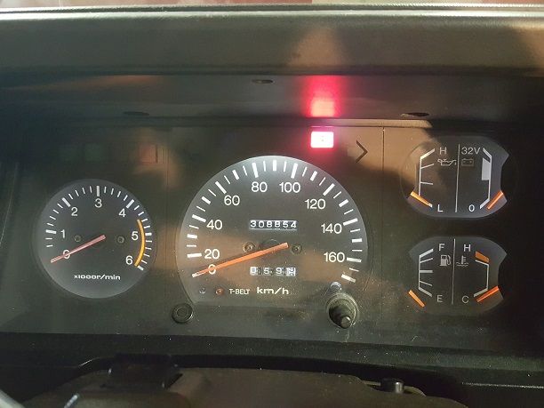 ランクル７０ 走行３０万８千キロ ショック交換 京都 Auto Factory オートファクトリー 情報発信 Since 1995