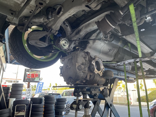 滋賀オートライフハノ 日産「フェアレディZ」(Z33)のセントラル20製