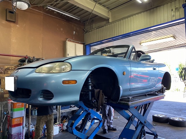 滋賀 ロードスター(NB8C)のキャリパーオーバーホール : オートライフ