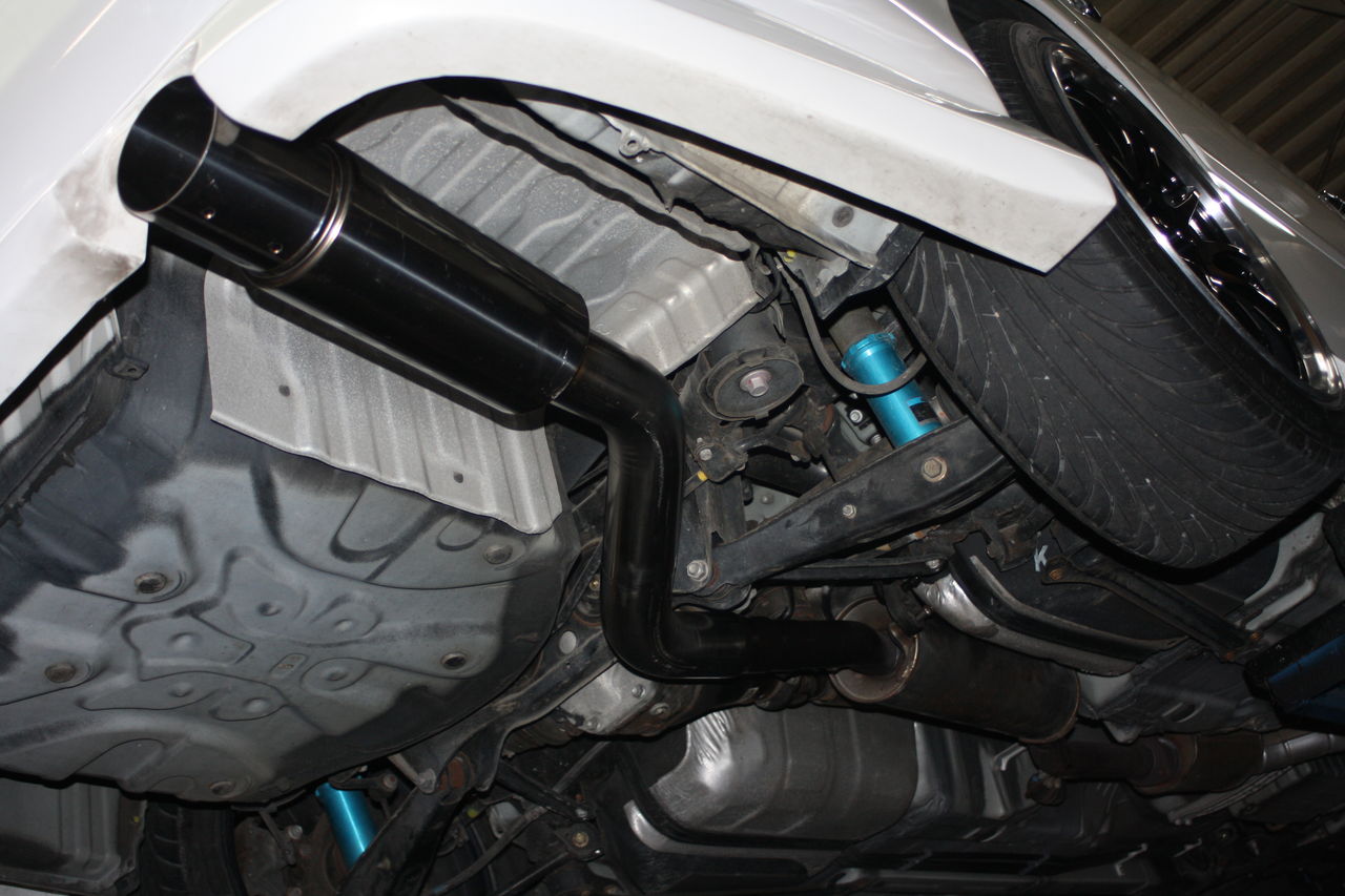 jzx110 腹下マフラー