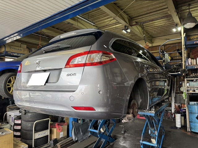 滋賀オートライフハノ 輸入車「プジョー 508」の車検＆整備とオイル