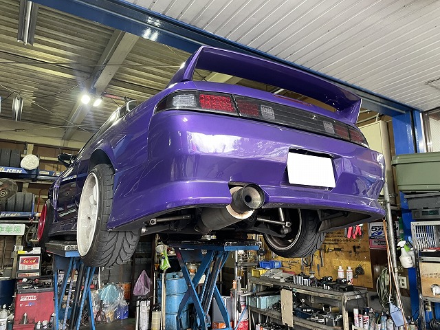 滋賀オートライフハノ 日産「シルビア」(S14)の「4.6