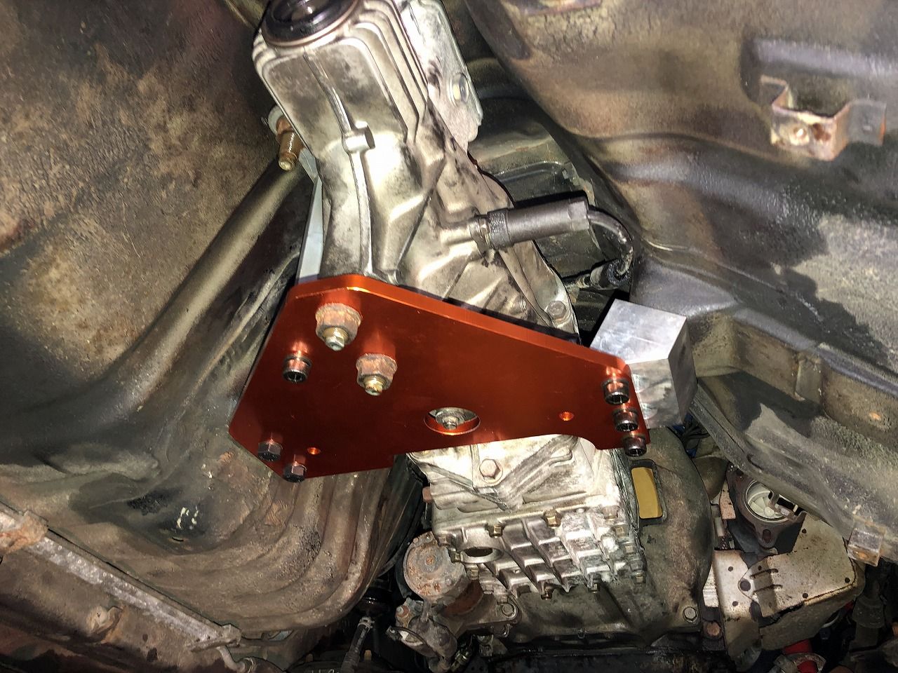 RX-7 FC3SにFD3Sミッション換装 : オートライフハノ オフィシャルブログ