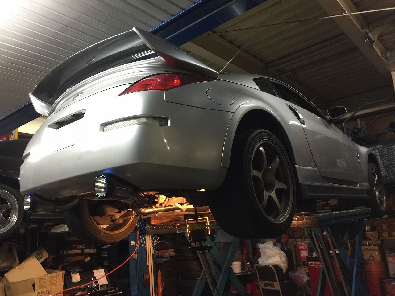 Z33 パワークラフト のマフラー装着 オートライフハノ オフィシャルブログ