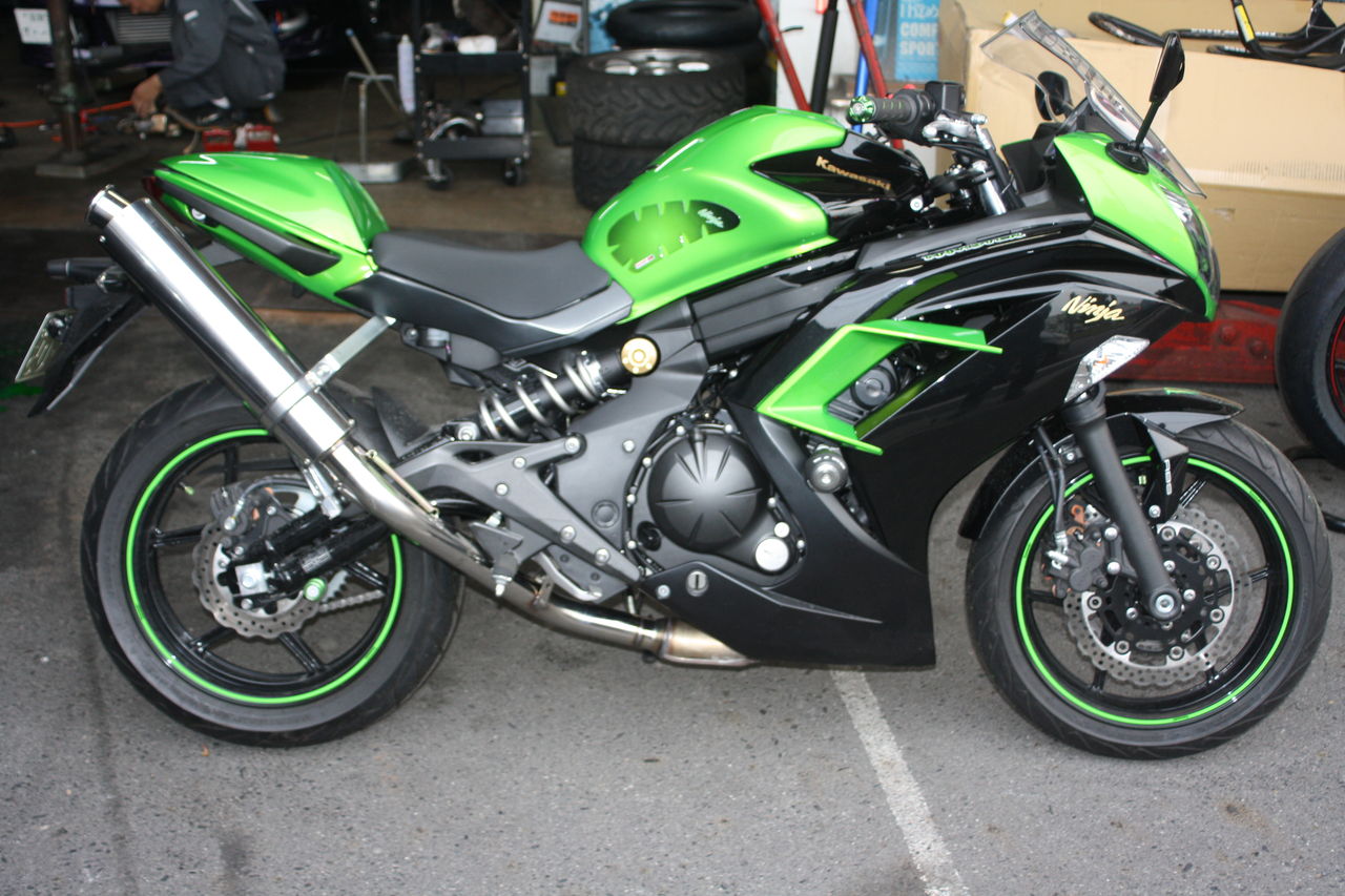ニンジャ400R ワンオフ マフラー 社外 Ninja400R フルエキ ニンジャ