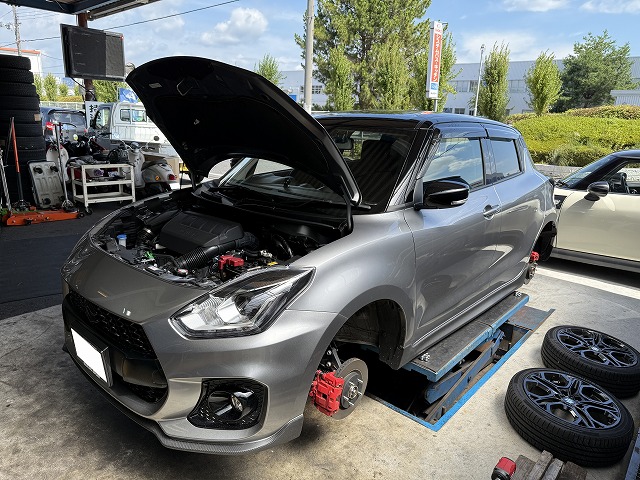 滋賀オートライフハノ スズキ「スイフトスポーツ」(ZC33S)の