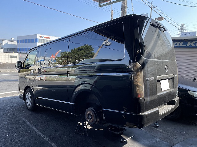 滋賀オートライフハノ 200系ハイエースの86用トルセンLSD交換