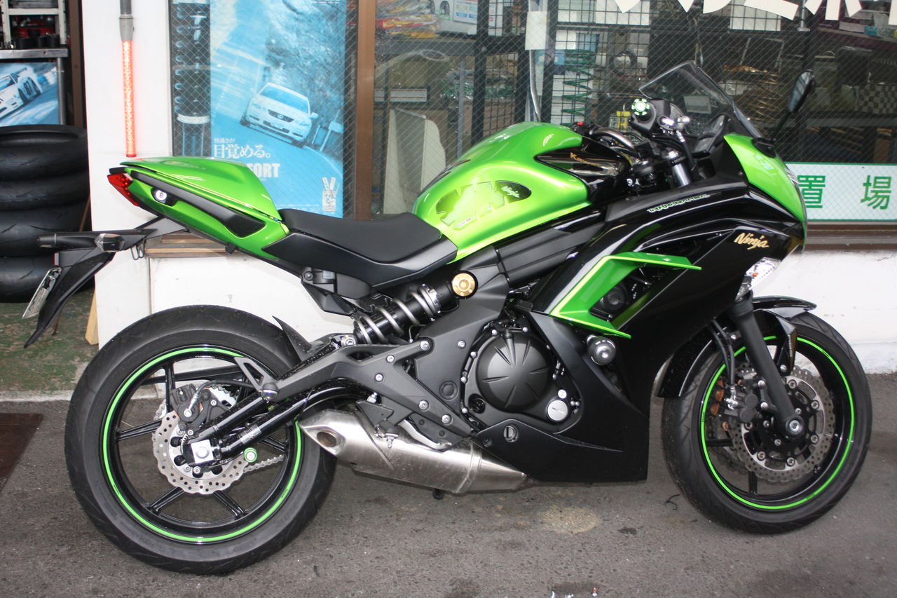 カワサキ 2014年式 ニンジャ400R ワンオフマフラー製作 : オート