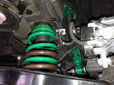 カムリ ａｘｖｈ70 の持ち込み車高調の取付 オートライフハノ オフィシャルブログ