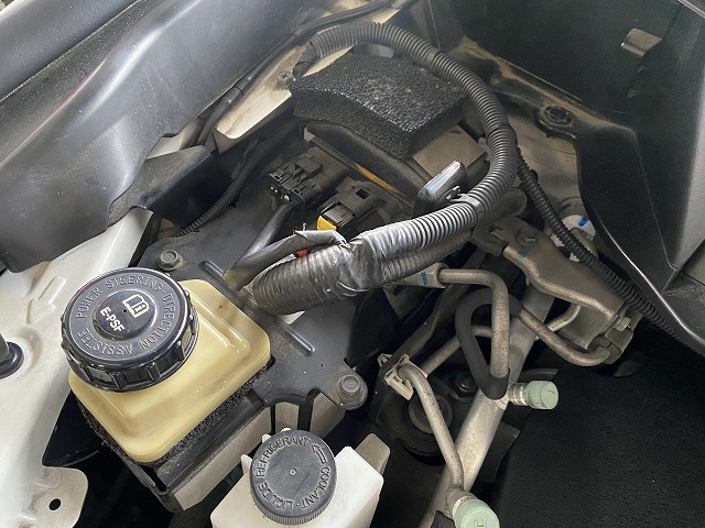 日産　E52(エルグランド)パワステポンプ　A 滋賀オートライフハノ エルグランド(E52)のパワステポンプの