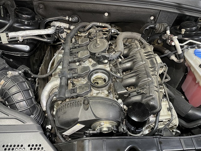 アウディA4 8KCDN ヘッドカバー パッキンガスケット セット 滋賀