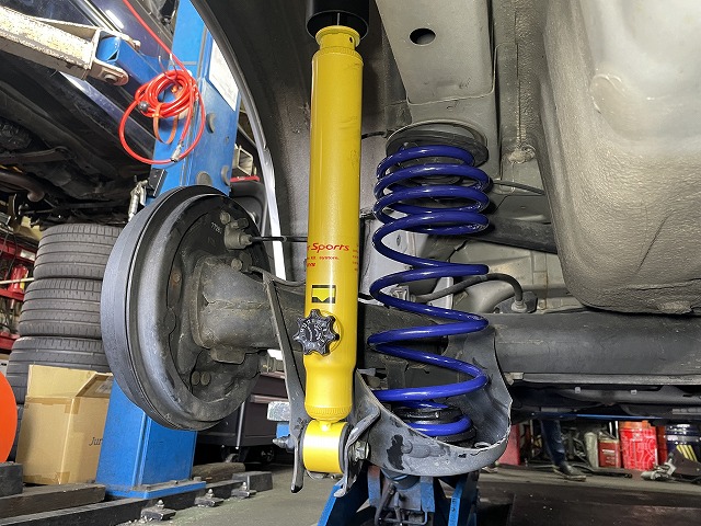 ホンダフィットサスペンション交換部品一式まとめて