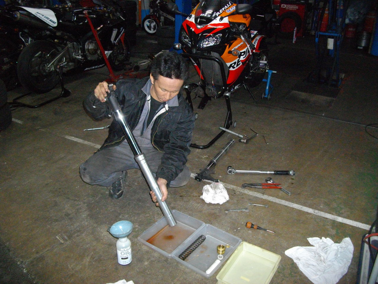 Cbr1000rrタイヤ交換 オートライフハノ オフィシャルブログ