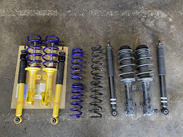 KYBローファースポーツ スズキソリオMA26S・36S 4WD用 サスペンション