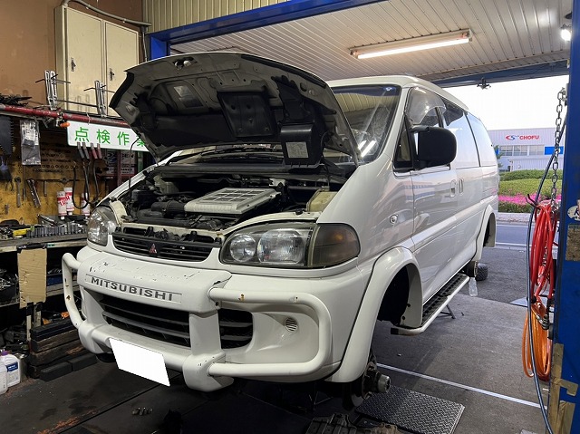 滋賀オートライフハノ デリカ スペースギア(PF8W)の車検＆整備とベルト