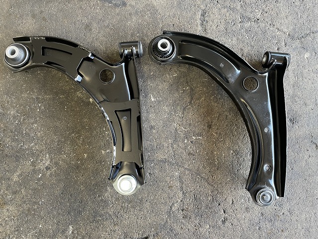 アールズ(R's)強化フロントロアアームZC33S強化ロアアーム（左右セット） ZC33S スイフト スイフトパーツ : R's [アールズ]