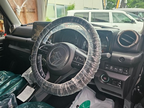 25-08-06-13-52-47-602_deco