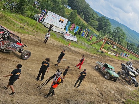 24-08-25-19-27-35-429_deco