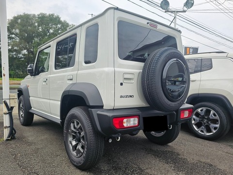 25-10-18-09-35-39-072_deco