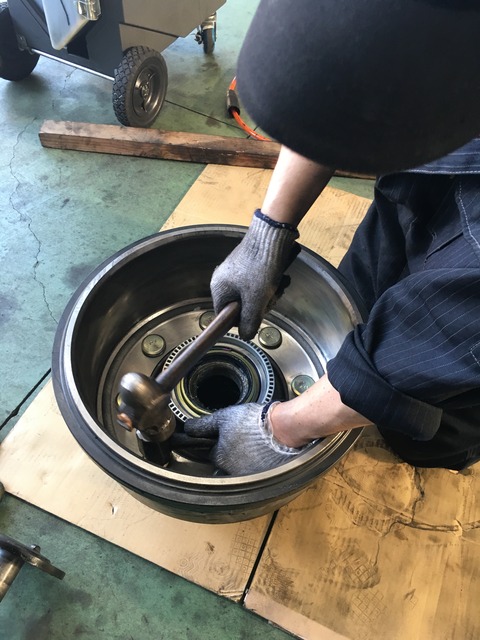 B5B6B8B6-5EEE-48A5-A5EA-5D6DCCB76169