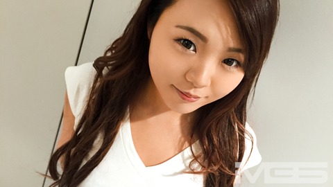 エミリ 20歳 スイミングスクールの先生 【初撮り】ネットでAV応募→AV体験撮影