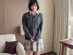 おじさんに怪我を負わせてしまったJKが脅されて、お金が無いので、その華奢な身体でお返し！！