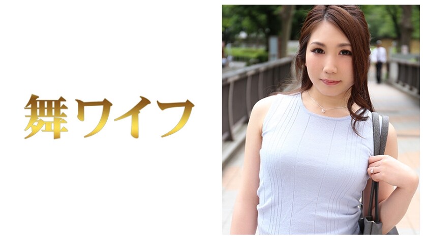 今回はモデルに志願してきた若妻と会いました
