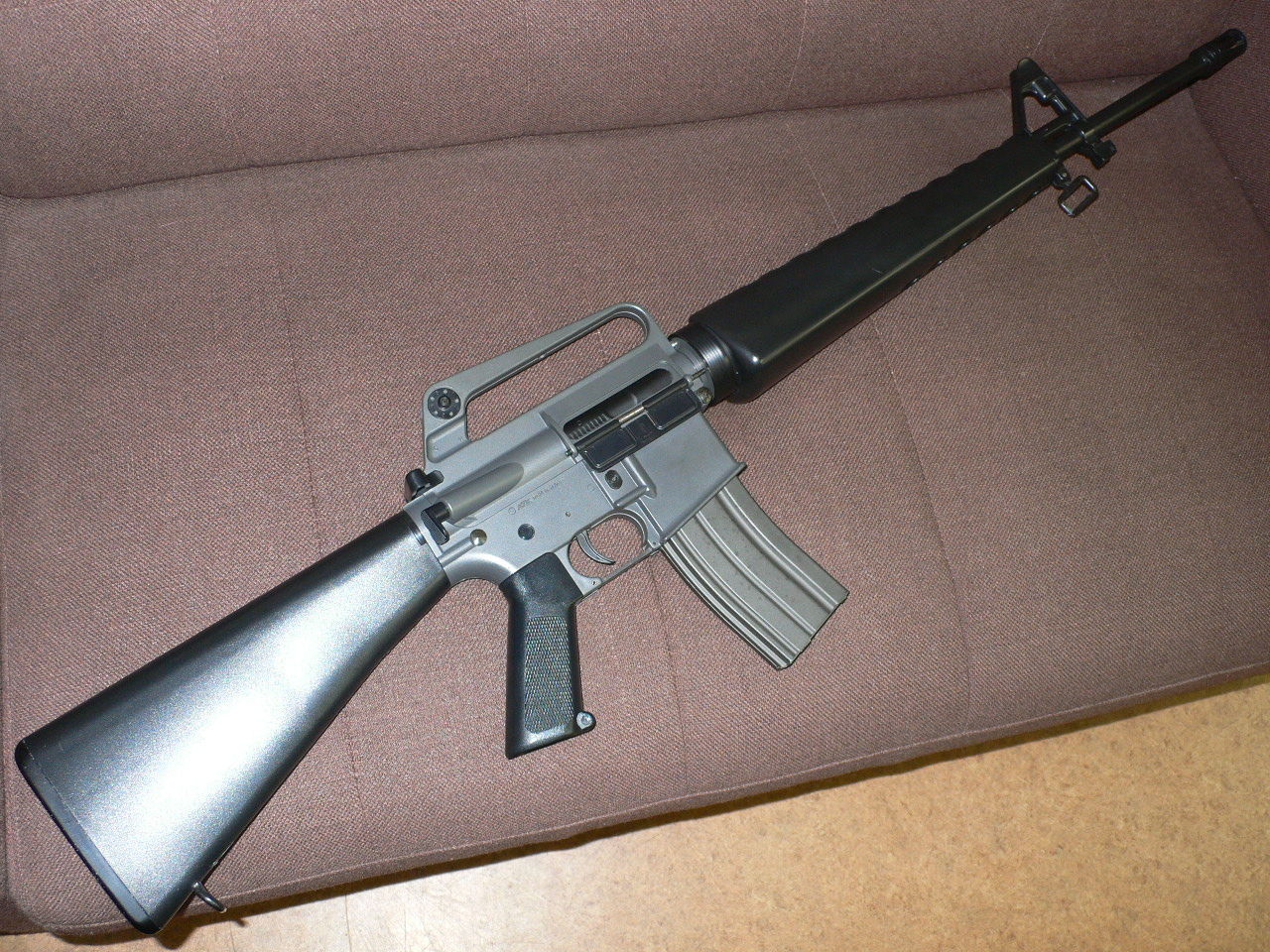 エアガンコレクション 24「東京マルイ COLT M16A1」 : 全部宝物