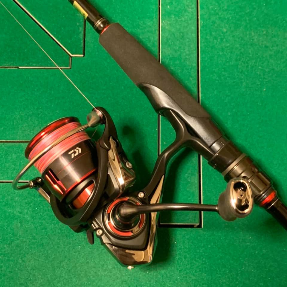 シマノ ダイワ 竿 みないいものです。 シマノ ダイワ 竿 みないいものです。