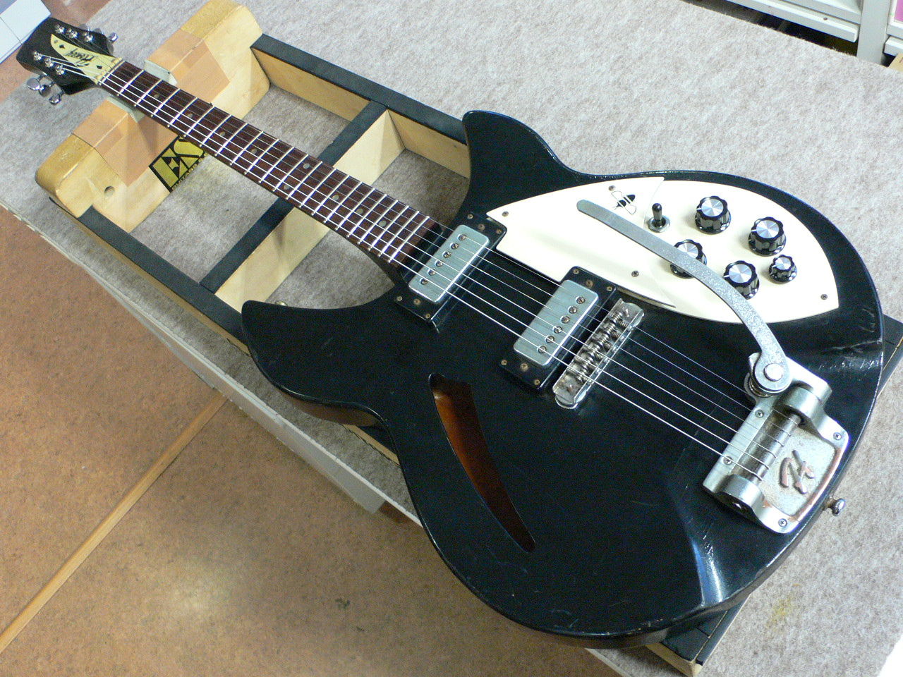 honey SG-5(リッケン330タイプ/日本製/ビザールギター) honey SG-5(リッケン330タイプ/日本製/ビザールギター) - メルカリ