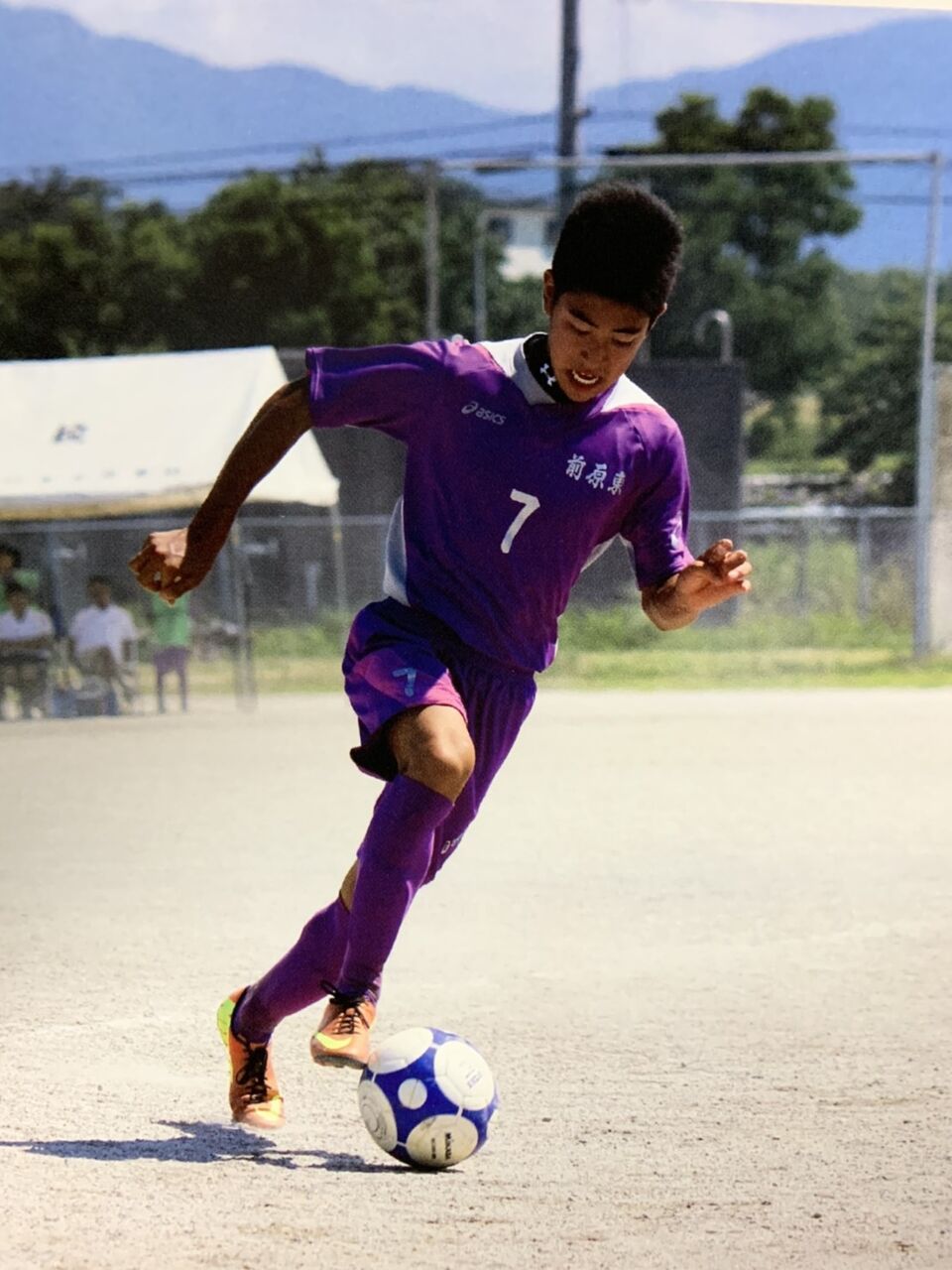 コーチ紹介 成松陸歩 アビスパ福岡サッカースクール博多校 コーチ紹介 成松陸歩 アビスパ福岡サッカースクール博多校