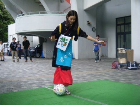 は い 八女っ茶 ユウスケ 宿題 茶 チャ レンジ アビスパ福岡ホームタウン活動blog